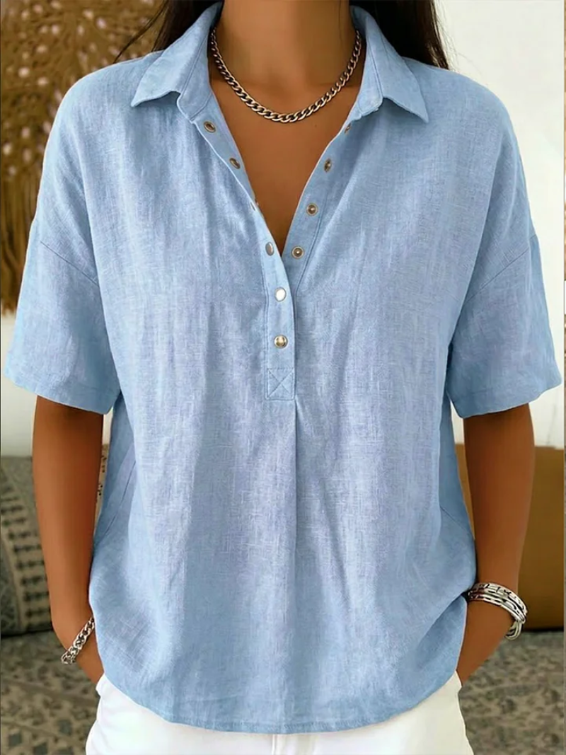 Hilary | Blouse with Collar and Button