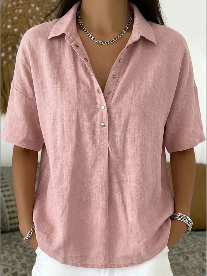 Hilary | Blouse with Collar and Button