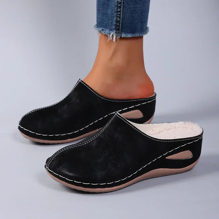 Nora | Slip-On Comfort Clogs